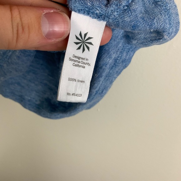 Athleta Blue Knot Zepyer Tank Top - Picture 4 of 6